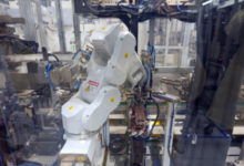 Фото - Как роботы делают пылесосы Dyson? Репортаж