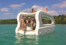 Фото - В Венгрии создали двухэтажную надувную «яхту» на электротяге